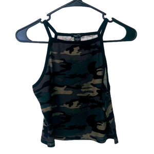 RUE21 Cropped Camo Print Tank Top